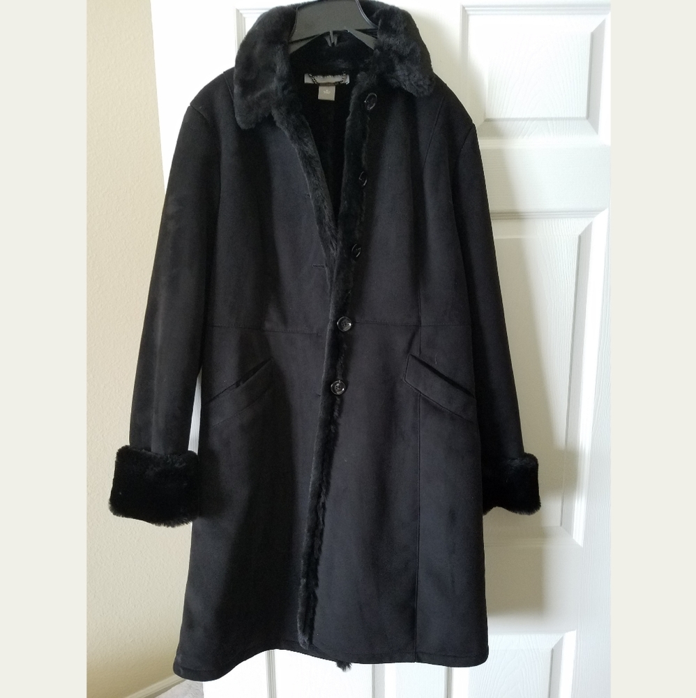 Ann Taylor - heavy winter coat (Black; Medium)